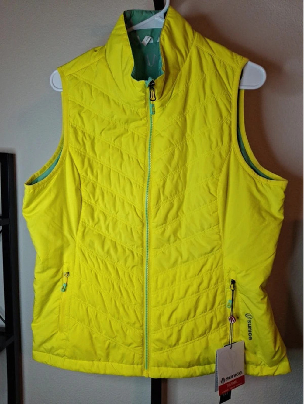 Sunice Women's Ladies Maci neon-yellow reversible thermal vest size L